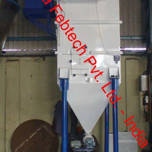 Pulse jet dust collector